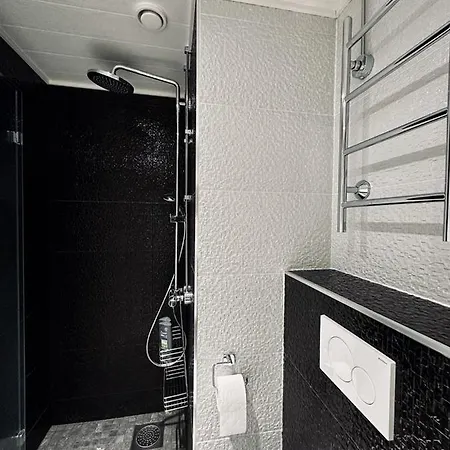 Apartment Modern 1 Bedroom With Free Parking